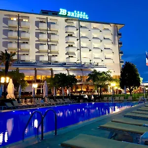 Bristol 4*, Sottomarina Olaszország